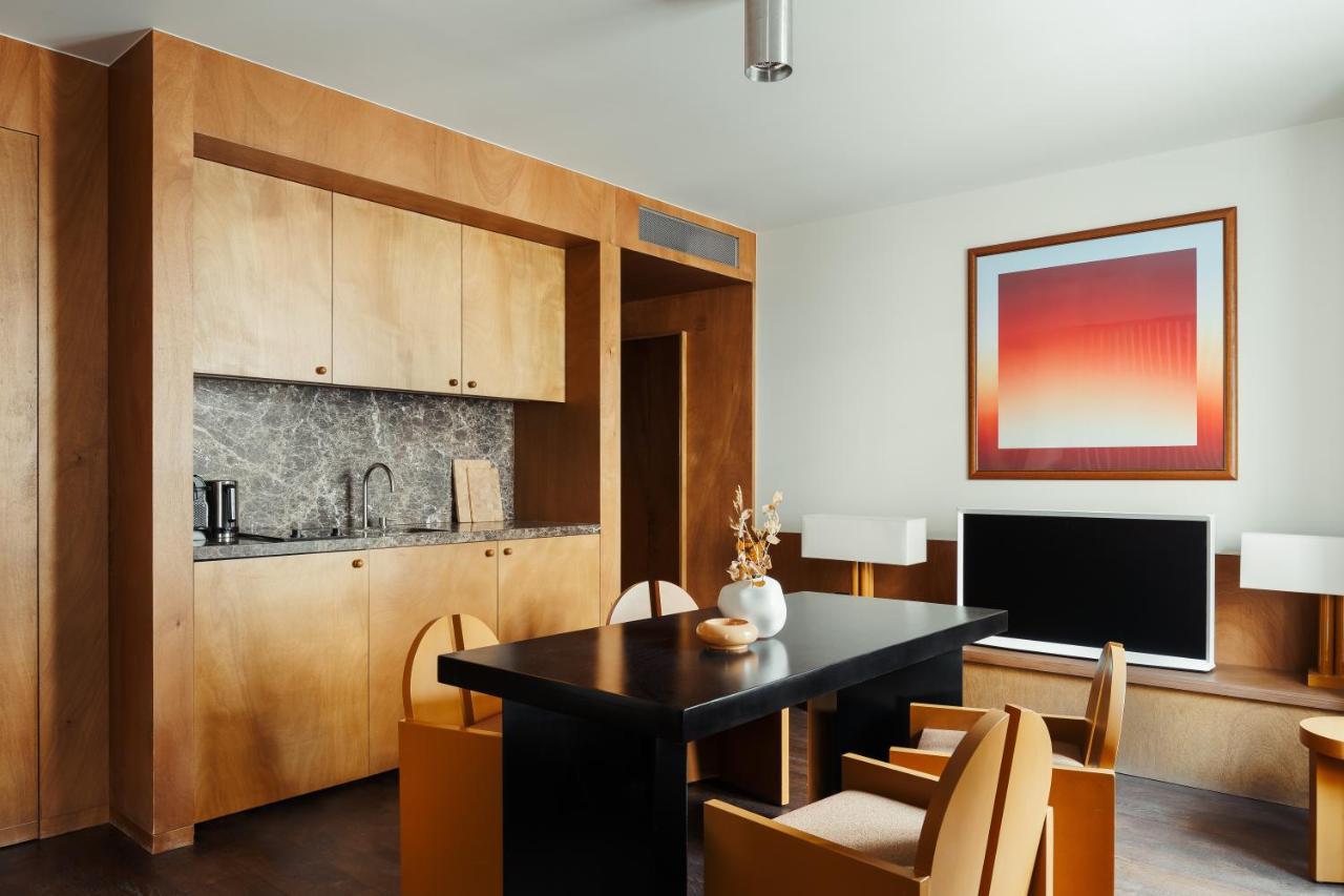Edgar Suites - Bouchardon Paris Exterior photo